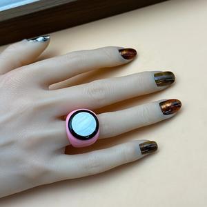 ชุดแหวนนิ้วอะคริลิคทำจากเรซิ่นสีสันสดใสและกว้างปรับได้แหวนใหญ่ขี้ขลาดเครื่องประดับรุ่นทำด้วยมือ - Product Image 2