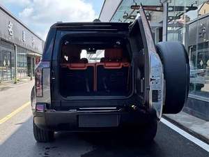 SUV Grande Híbrido Enchufable Usado 2024-2025 de 6 Plazas, Potencia de 200-250kW, Autonomía Ultra Larga (601-700km), Batería de 50-70kWh, Seguro, Confiable y Eficiente - Product Image 4