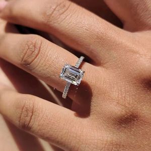 Bague minimaliste en diamant de synthèse, structure raffinée, plaqué or rose 14 carats, 0,50 CT, certifiée IGI, pour usage quotidien et mariages formels - Product Image 2