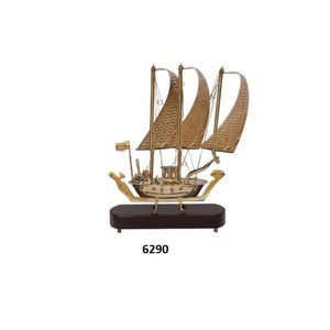 ของเล่นรถลากโลหะทองเหลืองวินเทจสำหรับตกแต่งบ้าน - Product Image 4