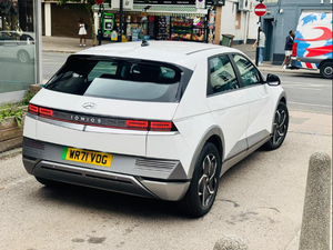 2021 Blanco para IONIQ 5 Wagon 58kWh Cuero Izquierda Premium 5dr 19.900 Millas Automático Eléctrico 71 Reg con Cámara Trasera - Product Image 3