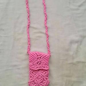 Sac à bandoulière artisanal en coton macramé bohème tendance Casa Decor, porte-mobile à pompons, écologique, modèle MMC05 - Product Image 4