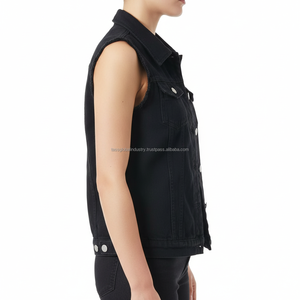 Gilet en jean noir personnalisé OEM pour femme, sans manches, coupe ajustée, bords bruts, style streetwear décontracté - Product Image 2