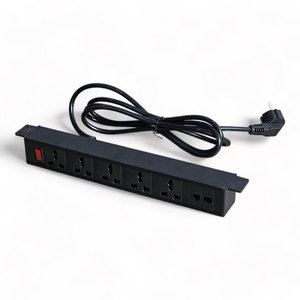 Regleta de alimentación HOEXH304 de 6 tomas para debajo del escritorio - Product Image 1