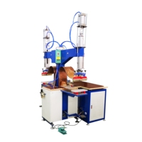 Machine de soudage plastique haute fréquence à double tête pour le moulage de précision et le moulage de motifs en cuir