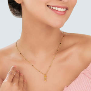 Collar Mangalsutra Moderno de Oro con Cuentas Sagradas para Mujer - Product Image 2