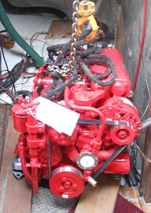 เครื่องยนต์เบต้า มารีน 38 แรงม้า 4 จังหวะ แบบติดตั้งภายในเรือ/ติดท้ายเรือ เครื่องยนต์ดีเซลใหม่ เบต้า 28 สำหรับการล่องเรือ-ใช้ได้ทั้งน้ำมันไฟฟ้าและน้ำมันเบนซิน - Product Image 4