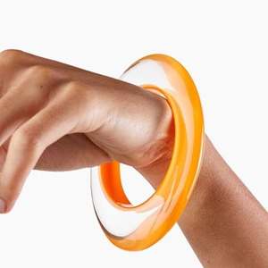 Brazalete de Resina Colorida Hecho a Mano de Alta Calidad para Mujer, Uso Diario, Tamaño y Color Personalizables, Mejor Precio de Exportaciones Globales - Product Image 3