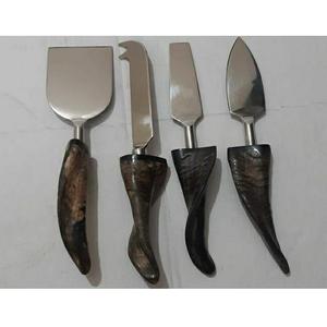 Ensemble de couteaux à fromage en acier inoxydable nouvellement conçu avec poignée en corne Logo personnalisé couverts outils de coupe de fromage épandeur de vaisselle - Product Image 1