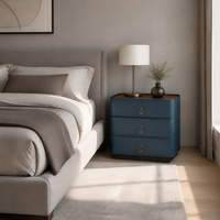 Table de chevet moderne en placage de noyer avec revêtement en cuir de selle, 3 tiroirs, design minimaliste pour chambre à coucher, salon, hôtel