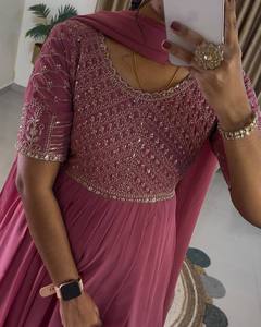 ชุดเดรสผ้าไหมสไตล์ดั้งเดิมที่สวยงามมีงานแฟนซีชุดเดรสยาวสไตล์ปากีสถาน kameez dupatta สำหรับงานแต่งงาน - Product Image 3