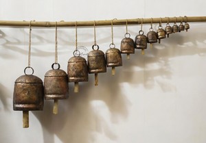 Cloches de vache en laiton plaqué or antique modèle de fer traditionnel étoile de Noël pour la décoration Logo personnalisé imprimé pour les cadeaux - Product Image 4