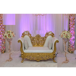 โซฟาคู่บนเวทีหมั้นสุดสวยสำหรับคู่รักโซฟาคู่สีทองจัดงานแต่งงานที่สหรัฐอเมริกาอินเดียอินเดียการต้อนรับอีเว้นท์ DST Export UK - Product Image 1