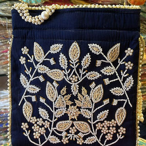 Perles indiennes faites à la main travail Potli sac ethnique indien brodé dernière conception femmes cadeau de mariage sac à main pièces Potli sacs - Product Image 1