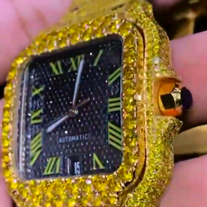 Montres carrées en moissanite glacée VVS |   Design antique de luxe |   Mode d'affaires Or jaune |   Testeur de diamants approuvé en gros - Product Image 4