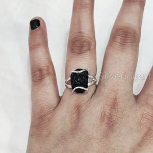 Bijoux en pierre brute Bague pour femme Tourmaline noire brute naturelle Pierre précieuse Octobre Pierre de naissance Bande de fil Bague en argent sterling 925 - Product Image 2