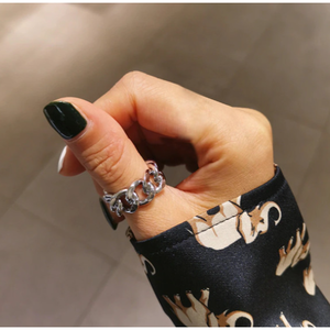 Anello A163ser Regolabile con Catena Sottile in Argento Placcato Oro 18K, Design Geometrico alla Moda e Romantico Stile Eternità - Product Image 4