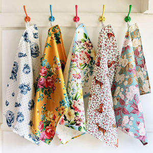 Serviette de cuisine personnalisée en polyester ou en coton à impression numérique en mouton - Product Image 6