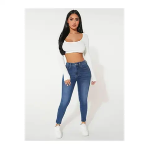 Pantalons en jean pour femmes au design élégant et de haute qualité, 100% coton, finition en peau de mouton, respirant, écologique, coupe skinny pour l'hiver - Product Image 6