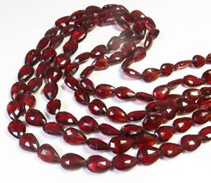 Cuentas de Granate Rojo Natural de Mozambique, Forma de Pera, Hilo de 4 Pulgadas, 7x5-11x7mm, Piedras Preciosas Facetadas de Alta Calidad para Joyería - Product Image 5