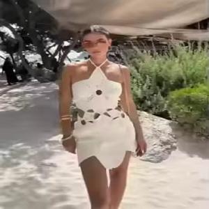 Nouveau maillot de bain de luxe une pièce ou deux pièces avec perles, cordon de serrage, logo frontal, épaules croisées et motif feuille - Product Image 1