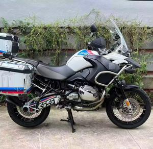 Motocicleta Usada, Como Nueva, BM GS1200ADV Edición 30 Aniversario 2013, a Gasolina, Lista para Enviar - Product Image 2