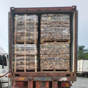 Leña de madera dura de roble europeo natural de larga duración para fogatas y estufas, producto relacionado con la energía de origen estadounidense - Product Image 2