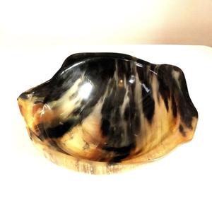 Cuenco de Cuerno de Búfalo Natural Pulido a Mano, Estilo Americano, Ecológico, para Uso Decorativo como Centro de Mesa - Product Image 1