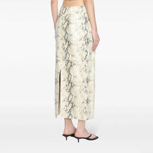 Low MOQ Custom Logo Leather Skirts Fashion Women Clothing All Season High Waist Leather Skirts - Product Image 4