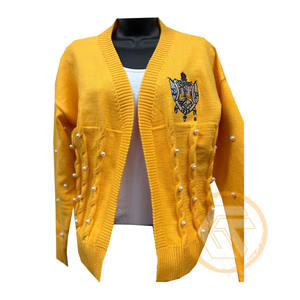 Veste décontractée d'hiver à manches longues et col en V avec boutons, broderies et appliques en acrylique personnalisées de haute qualité pour sororité Sigma Gamma Rho - Product Image 1