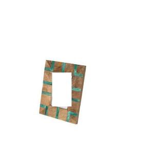 Cadre photo en bois et résine artisanal, parfait pour une décoration intérieure élégante, accent moderne, pièce d'exposition de qualité supérieure - Product Image 1