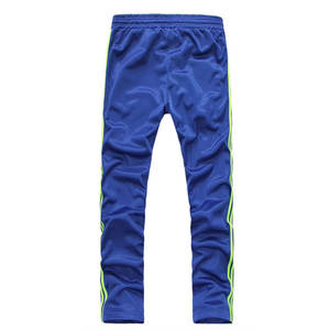 2025 Logo personalizado de dos piezas para hombre con cremallera entrenamiento deportivo Jogger conjunto nuevo estilo transpirable chándal de invierno Etiqueta Privada - Product Image 3