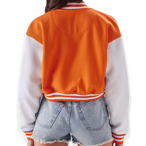 Vestes de baseball Crop Varsity pour adultes femmes hiver Streetwear techniques imprimées personnalisées traitement brut vestes universitaires pour femmes - Product Image 3