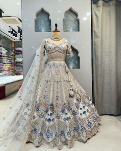 Lehenga Choli pour femmes, vêtements indiens et pakistanais, tissu en dentelle, travail de découpe de paillettes, avec cancan et toile Patta, best-seller - Product Image 2