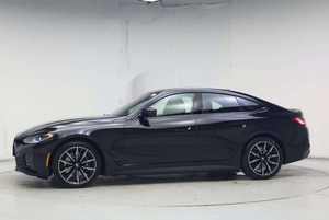 OFERTA 2024: Elegante Sedán Eléctrico i4 eDRIVE35 de Alto Rendimiento con Capacidad de Carga Rápida e Interior Inteligente para Viajes Urbanos - Product Image 5