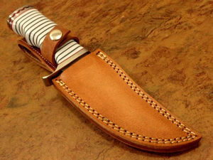 Cuchillo Bowie de Caza Hecho a Mano con Hoja de Acero con Alto Contenido de Carbono y Mango de Resina, con Funda de Cuero, Cuchillos con OEM - Product Image 6