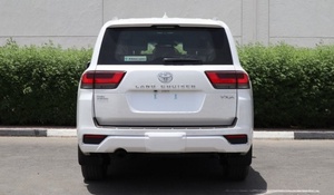 Toyota Land Prado Cruiser SUV 2022 utilisé AWD avec sièges en cuir R20 pneus ACC régulateur de vitesse Euro6 émissions pour l'essence et le carburant au gaz - Product Image 2