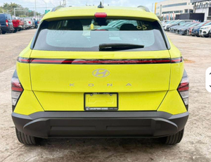 Hyundai Kona SUV 2024 Usado en Buen Estado en Venta - Product Image 5