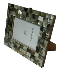 Cadre photo en nacre fait à la main Décoration murale de luxe moderne avec incrustation de coquillages Cadeau élégant Présentoir prêt Artisan indien - Product Image 3