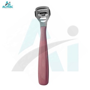 Cortador de maíz Premium ALMAC, removedor de callos, cuchillas de acero inoxidable, mango de fácil agarre, herramienta profesional para el cuidado de los pies y la pedicura - Product Image 6