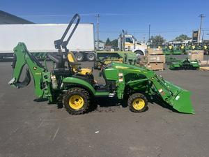 รถแทรกเตอร์ขนาดเล็ก 1025R 2025 ยี่ห้อจอห์นเดียร์ 24 แรงม้า ขับเคลื่อน 4 ล้อ เครื่องยนต์ดีเซล พร้อมระบบตักดิน ระบบควบคุมระยะไกล ระบบขับเคลื่อนอัตโนมัติ รับประกันเครื่องยนต์ 2 ปี - Product Image 3