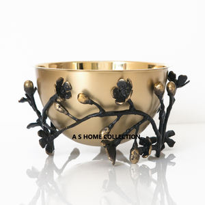 ชามน็อตโลหะเกรดอาหารที่สะอาดง่ายพร้อมขาตั้งรูปทรงดอกไม้สำหรับเสิร์ฟอาหารที่บ้านโรงแรม - Product Image 1