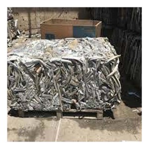 Chatarra de aluminio 6063 a un precio competitivo, grado superior, contenido de Al 99.99%, embalaje listo para exportación para reprocesamiento industrial - Product Image 5