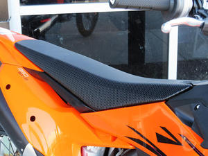 FREE SHIPPING NEW 2026 K_<b>T</b>_M 250 SX-F DIRT BIKE + FREE HELMET - Product Image 3