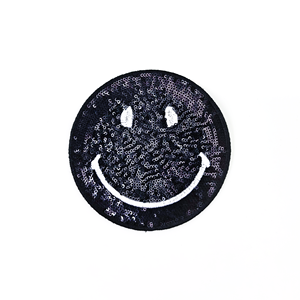 Patch rond en PVC plastique 3D avec paillettes à coudre pour sacs et chapeaux - Product Image 3