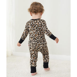 Pijama de punto suave de manga larga con cremallera para bebé, pelele de bambú personalizado para recién nacido - Product Image 4