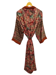 เสื้อคลุมเจ้าสาวน้ำหนักเบาชุดคลุมผ้าไหมสำหรับผู้หญิงชุดนอนเสื้อคลุมยาวพิมพ์ลายดอกไม้อินเดียชุดกิโมโนผ้าไหมส่าหรีรีไซเคิลวินเทจ - Product Image 5