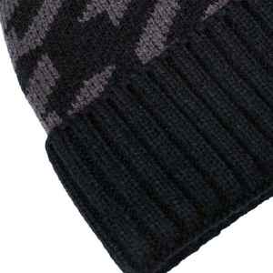 Bonnet décontracté de qualité supérieure avec un tissu extensible pour un port décontracté en hiver pour hommes - Product Image 4