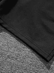 กางเกงขาสั้นสำหรับยิมของผู้ชายกางเกงทอสีเทาเข้มเอวกลางเอวระบายอากาศได้ดีดีไซน์ใหม่ร้อนแรง - Product Image 6