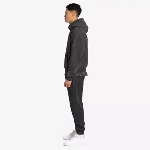 Sweat à capuche pull pour un style et une fonctionnalité sans effort Personnalisable Outdoor Ready Simple Sleek and Modern Gray Hoodie - Product Image 4